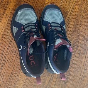 On Cloud X Shift Women Size 6.5